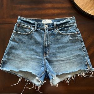 Abercrombie & Fitch Curve Love 4” Mom Short